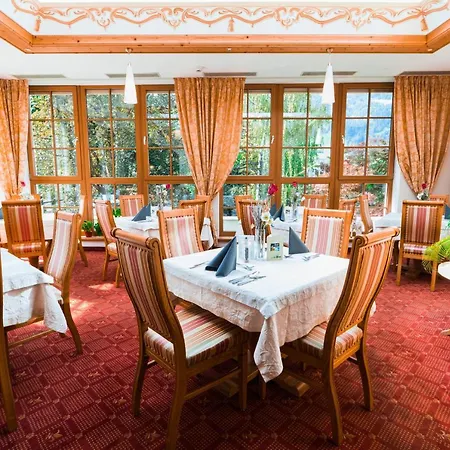 Post Post Hotel - Alpine Boutique Hotel & Spa Отель 4*