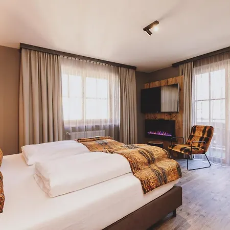 Отель Post Post Hotel - Alpine Boutique Hotel & Spa