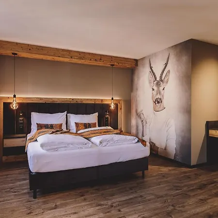 Отель Post Post Hotel - Alpine Boutique Hotel & Spa 4*