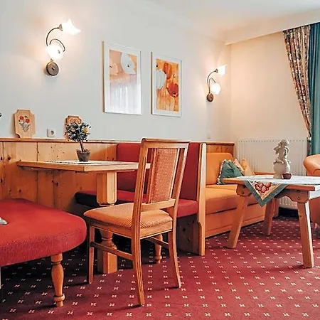 Hotel Post Post - Alpine Boutique & 4*