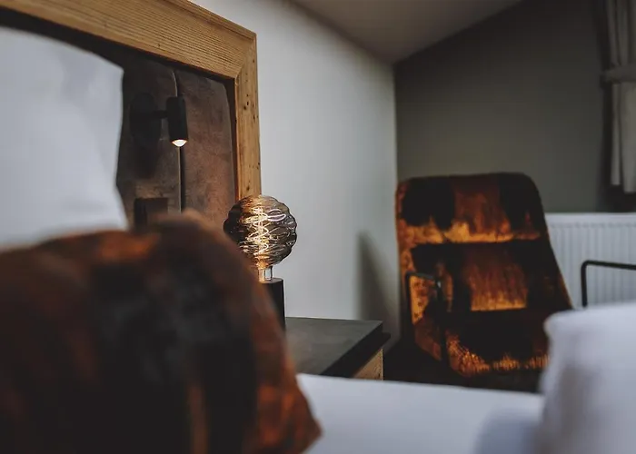 Post Post - Alpine Boutique &